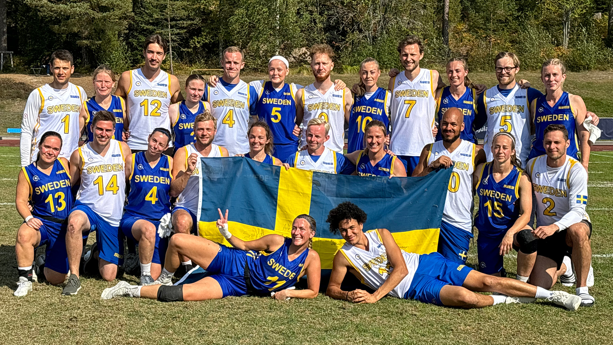 Steg framåt när Sverige tog två 18:e platser under VM i flaggfotboll 2024